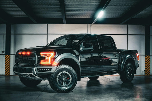 Full Service - Large SUV / Pickup Truck / Minivan